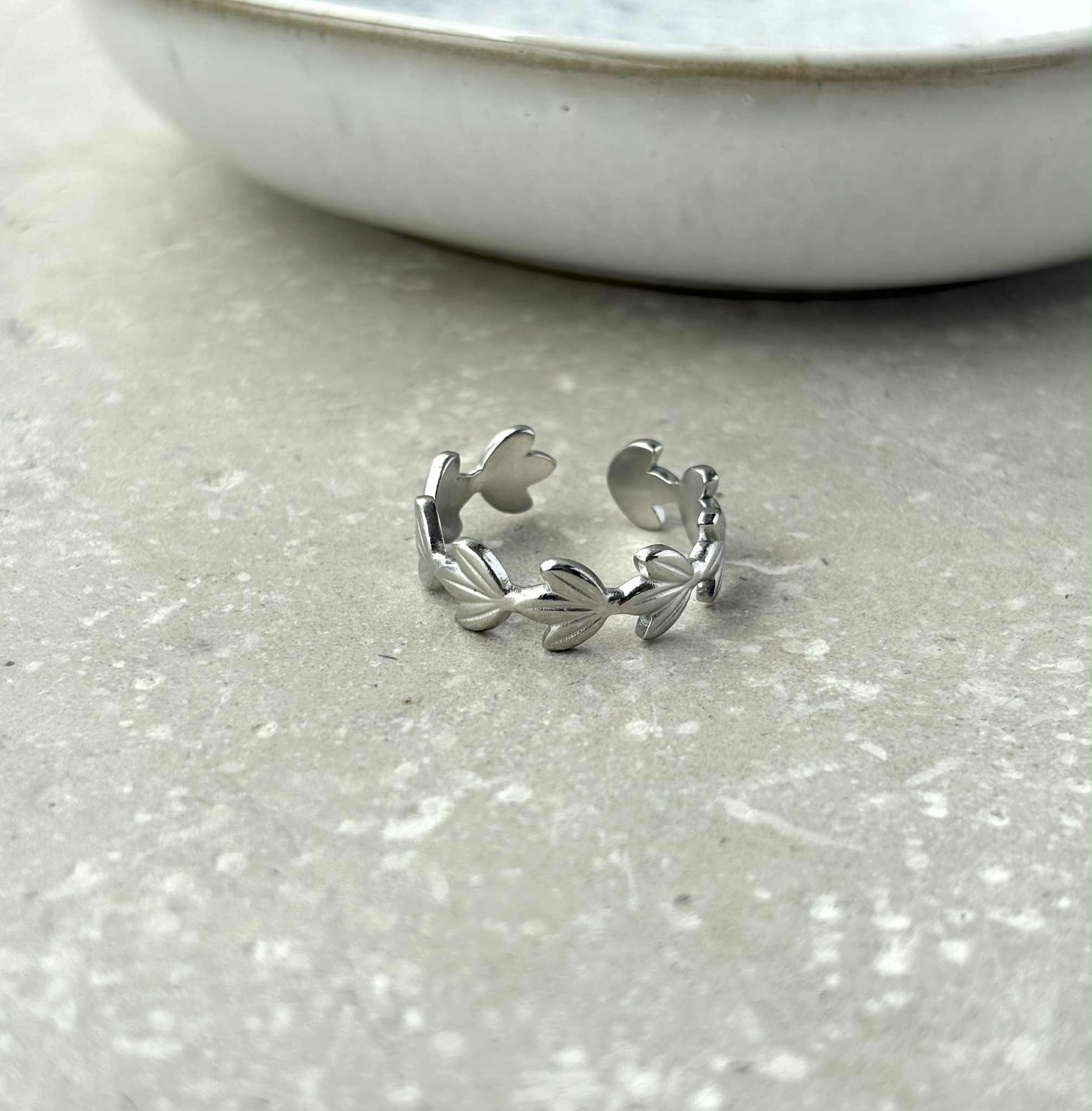 Tarnish Resistant Leaf Open Ring: Gold
