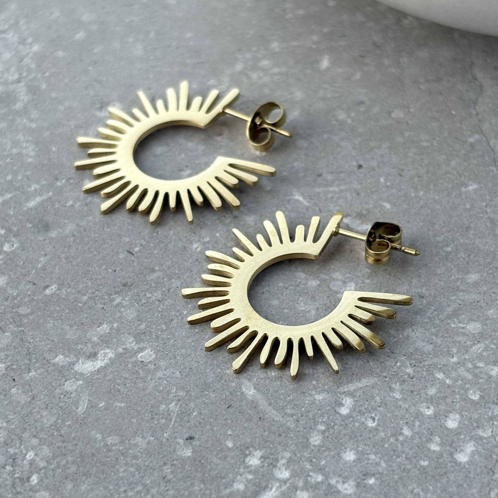 Tarnish Resistant Sunburst Stud Earrings: Silver